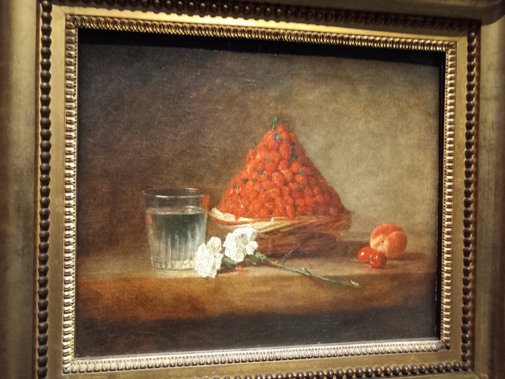 1709250564_musee_du_louvre_paris_richelieu_salle_831_chardin_panier_de_fraises_1761_-_2023_11_18_benjamin_bories_.jpg