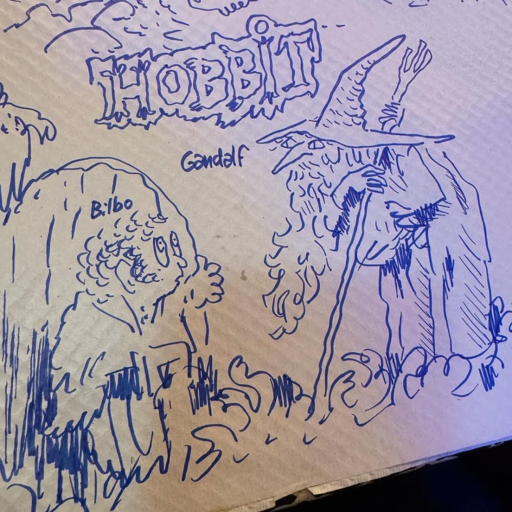 1753810381_sfar_hobbit_sur_nappe_3_detail_bilbo_gandalf_dec2024_fb.jpg