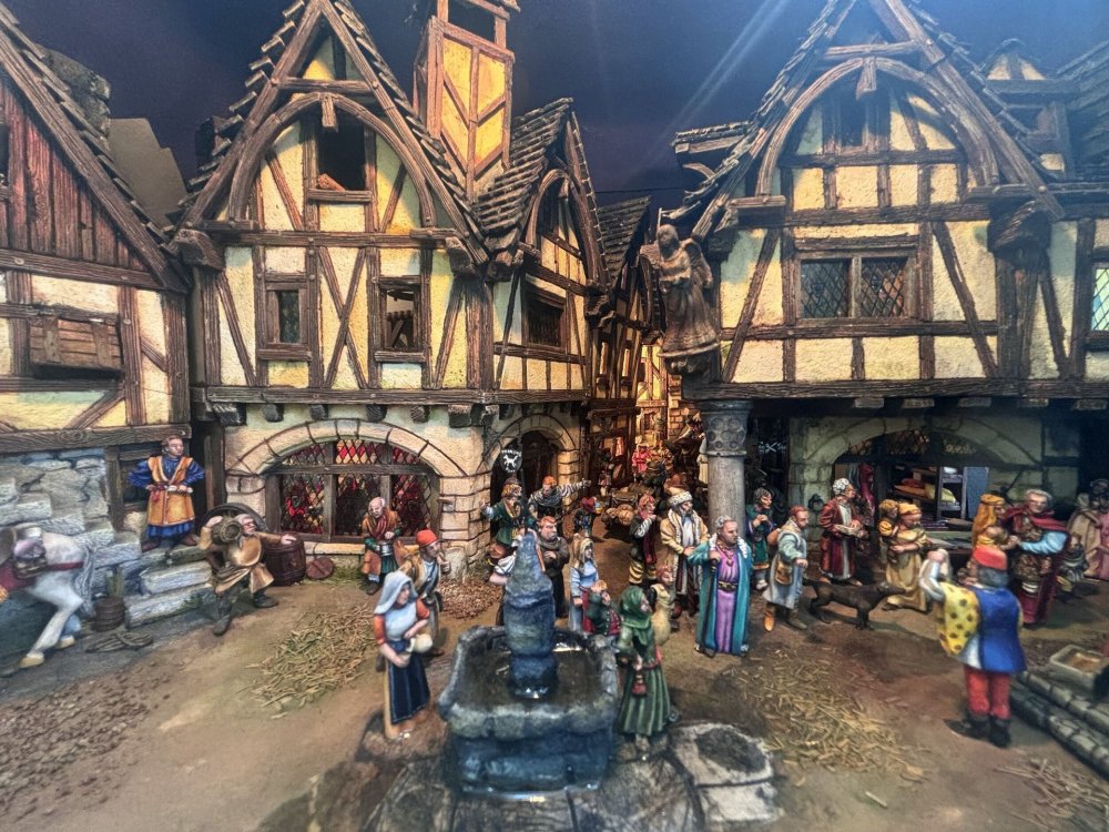 [Image: 1758738099_diorama_richard_poisson_villa...1999_3.jpg]